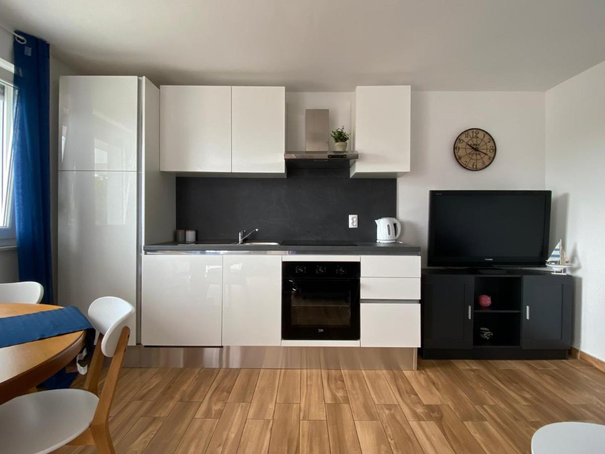 Holiday Apartment Adriana Kostrena Exterior foto